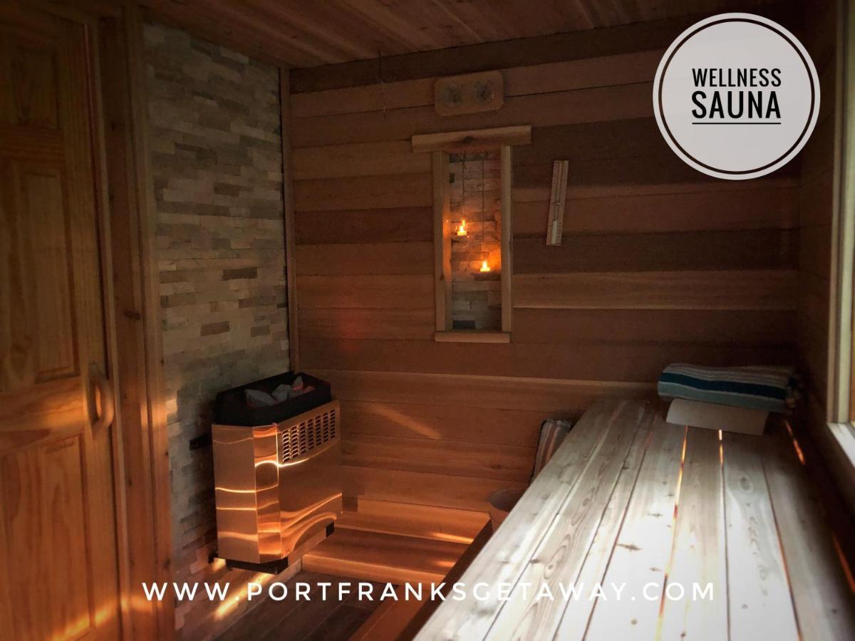 Cozy Cottage Retreat Lambton Shores Εξωτερικό φωτογραφία